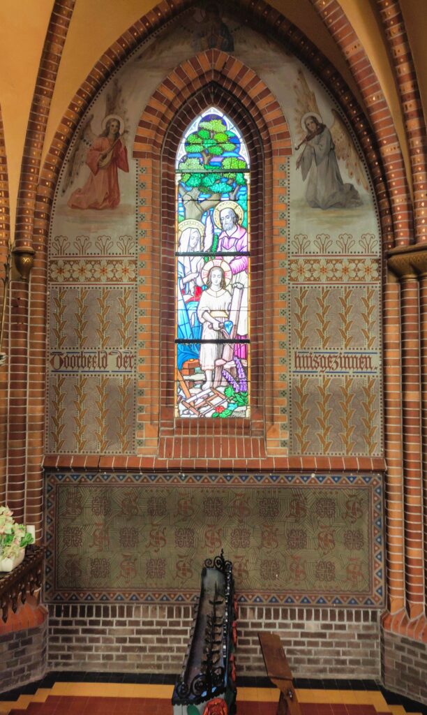 OA238 024 1924 glas in lood H.Gezin