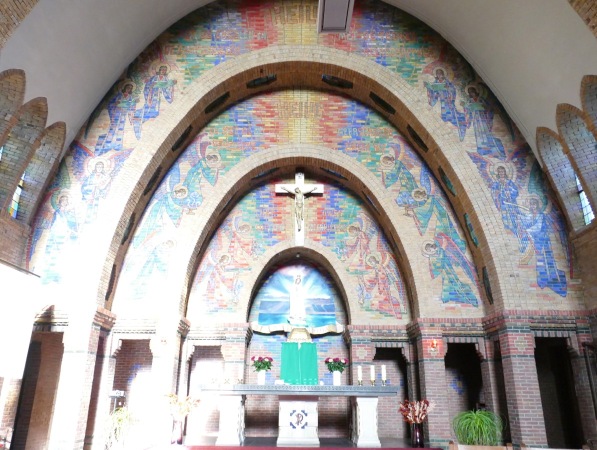 RW830 Priesterkoor totaal Foto MCC
